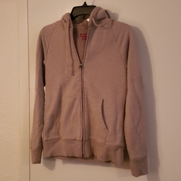 Merona - Picture 4 of 4